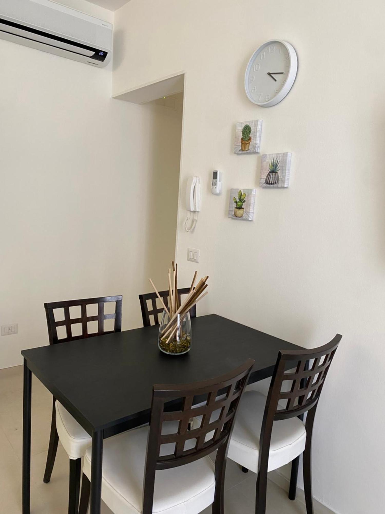 Le Buguse Suite Apartment 레체 외부 사진