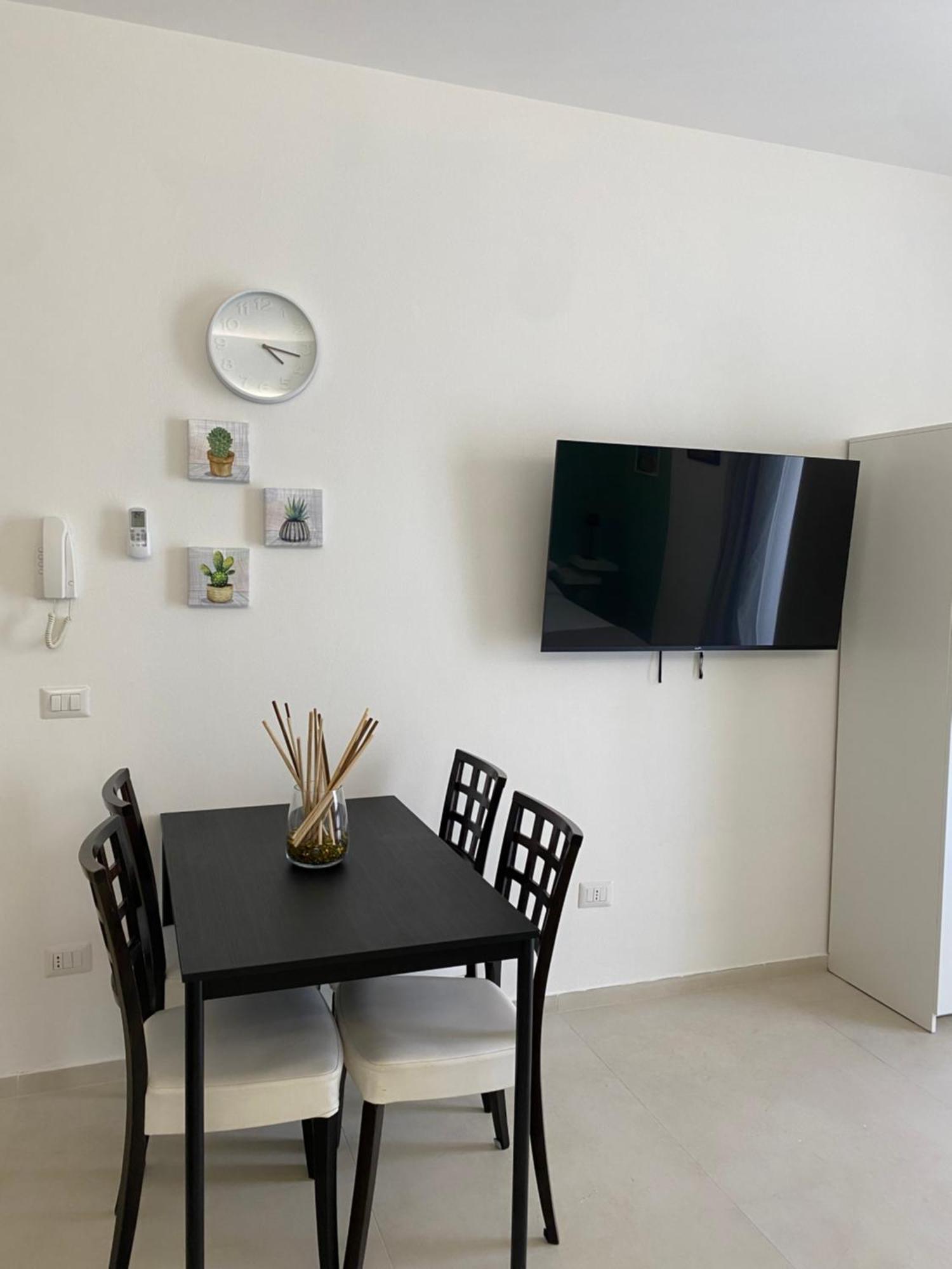 Le Buguse Suite Apartment 레체 외부 사진